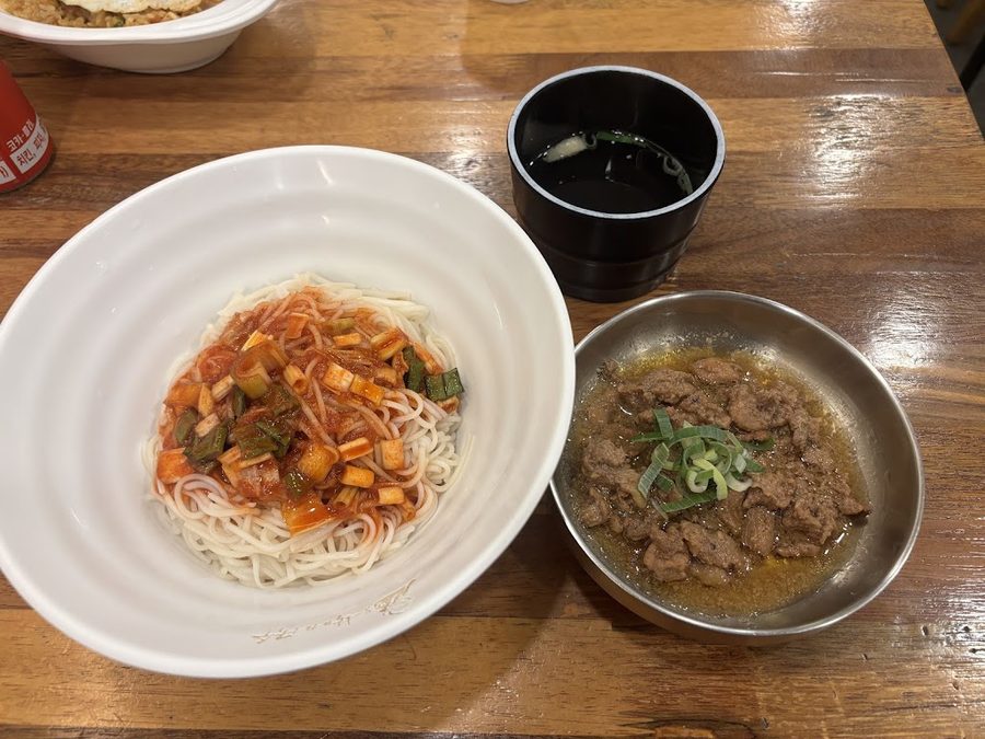 명동할머니국수 청계광장점