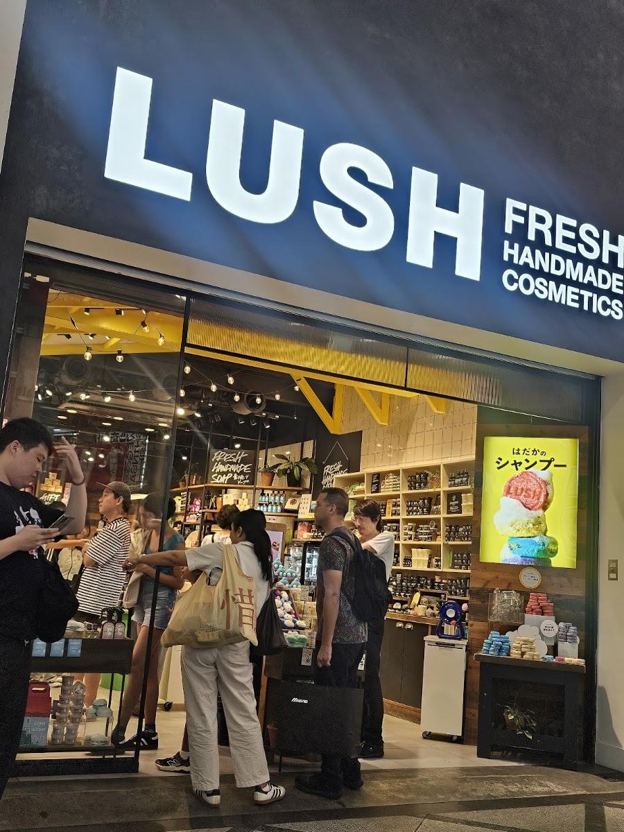 Lush Shinsaibashi