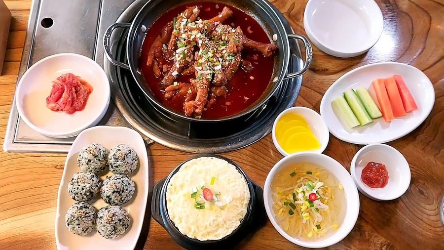 Yeongchun Ttongkkot Dakbal