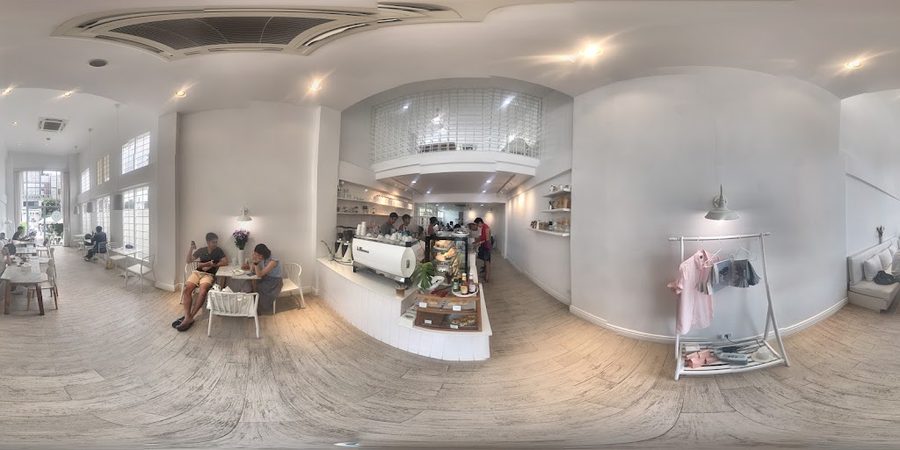 The Baristro at Train Station