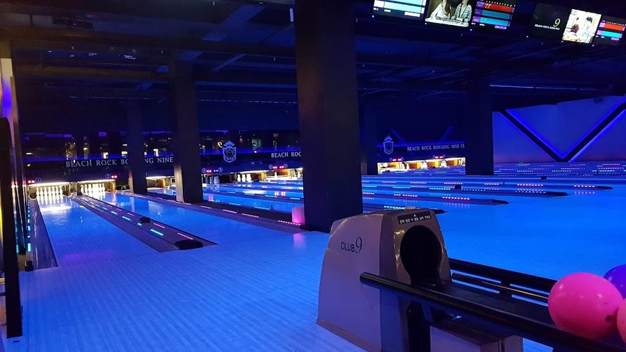 海灘保齡球館