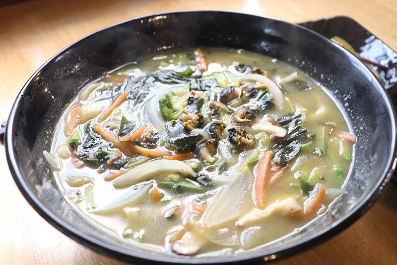 Jeju Bomal Kalguksu