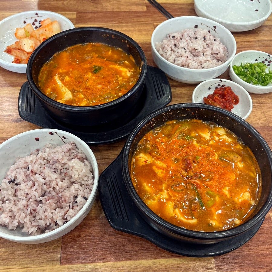 Kongsim Jeonju Jongga Kongnamul Gukbap Yonghyeon-dong Branch