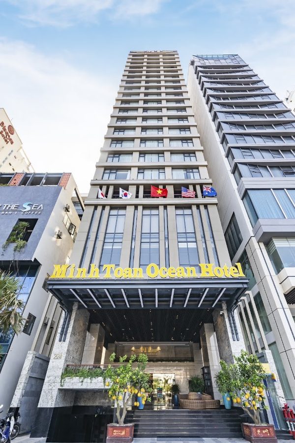 Maximilan Hotel