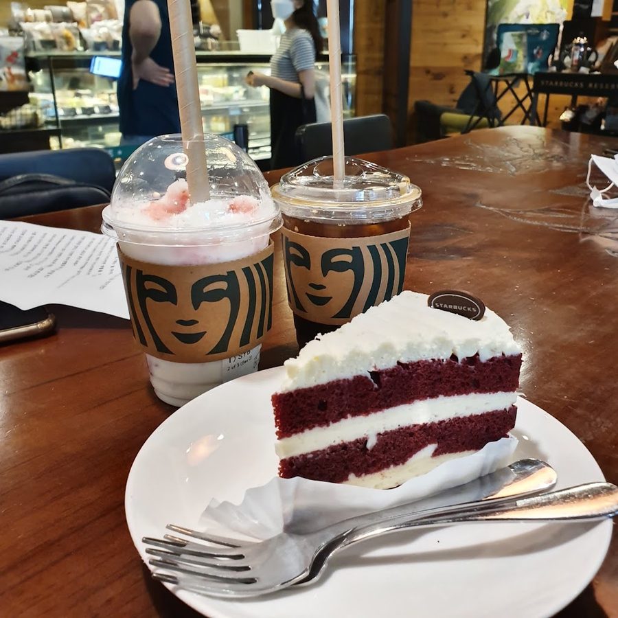 Starbucks Galleria Palace