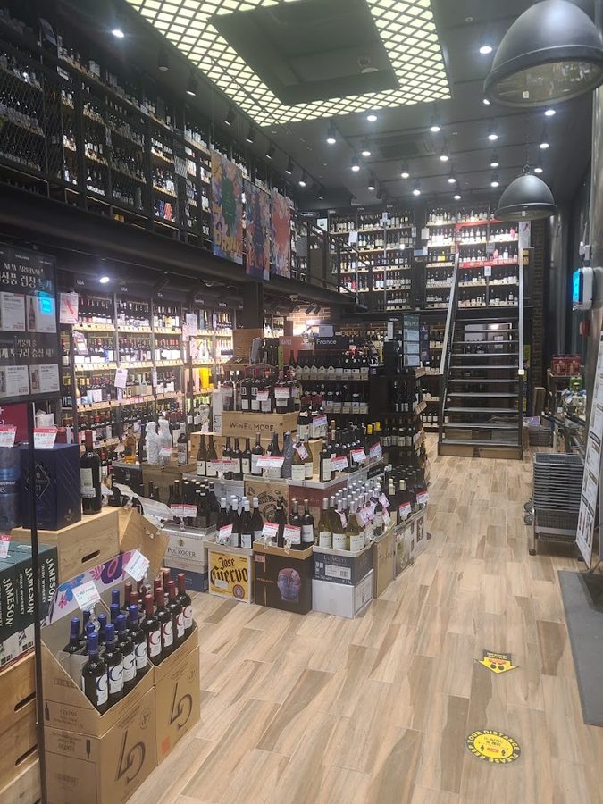 WINE AND MORE, Centum