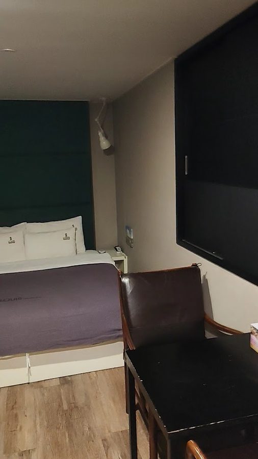 Louis Hotel