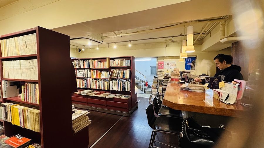 Flying Books