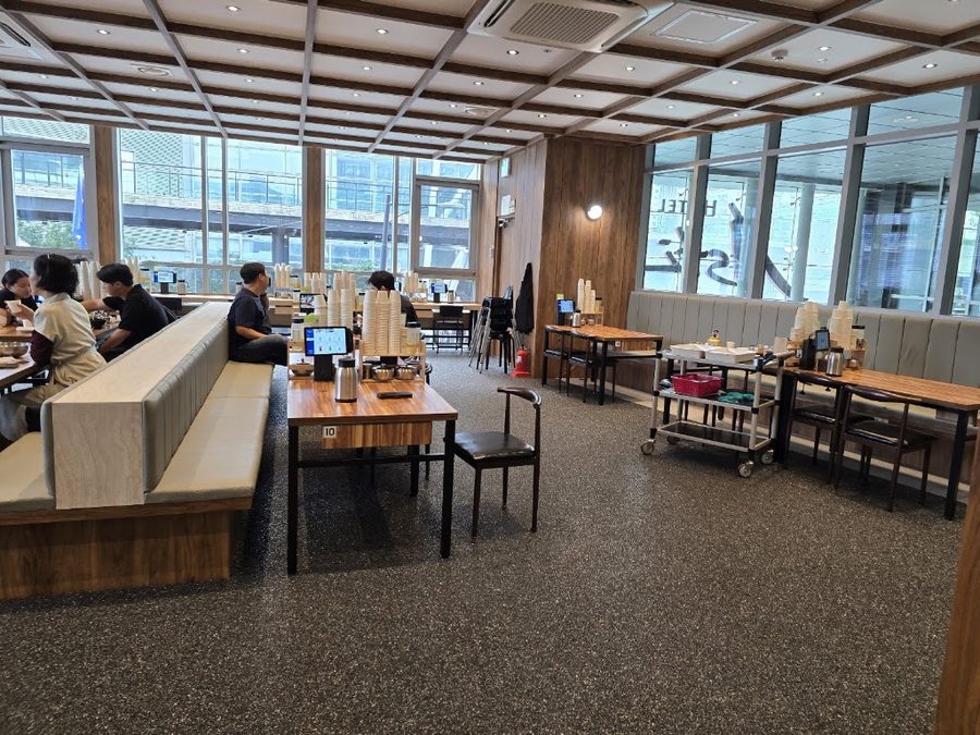 ヨンドンミルミョン＆テジクッパ 釜山駅店