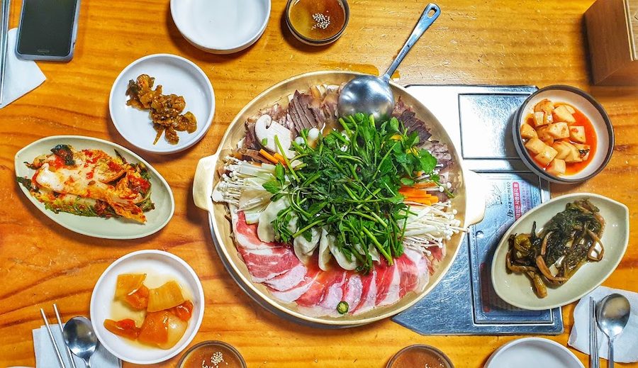 Hwangsan Naengmyeon