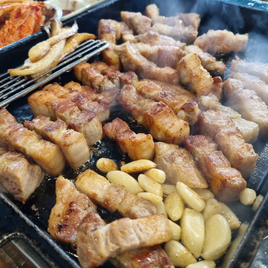 名人烤肉