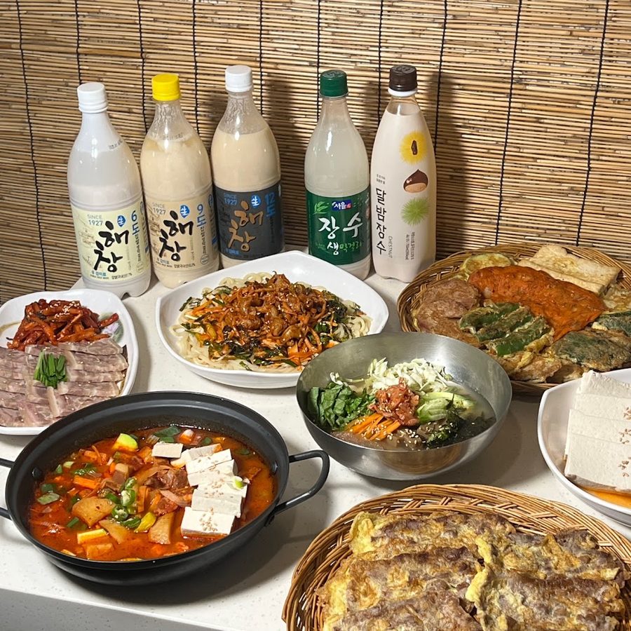Tokkiwa Geobuk Jeon