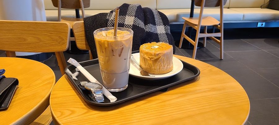 Starbucks Daejeon Yongjeon DT Branch
