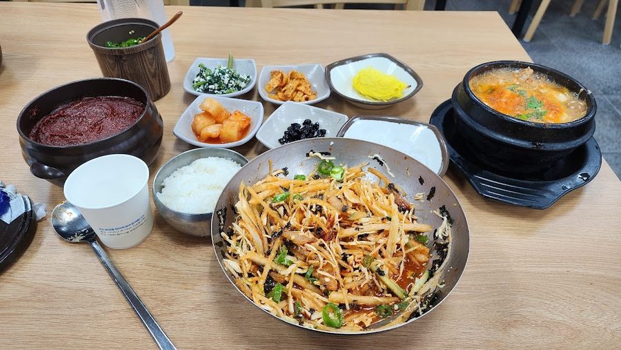 浦項生魚片店