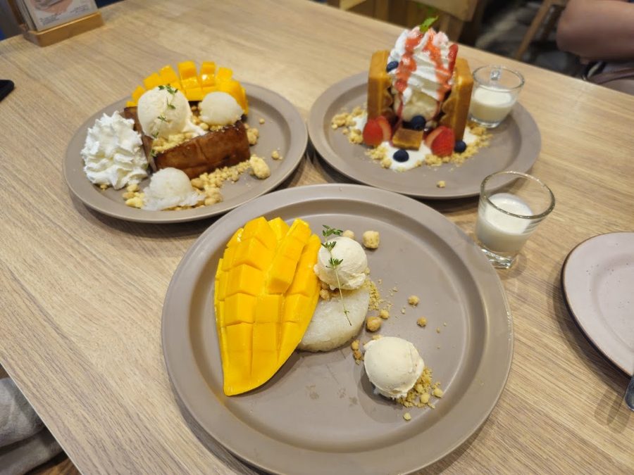On The Table, Terminal 21 Asok