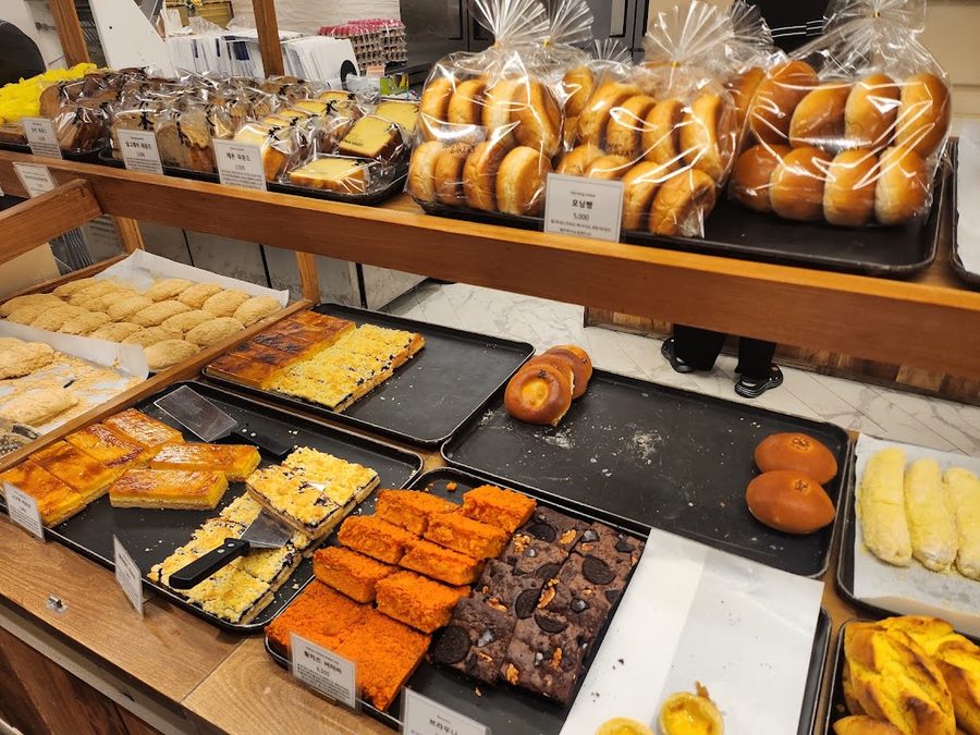 Somaek Bakery Shinsegae Times Square Branch