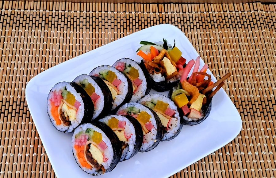 까망김밥 빨강떡볶이