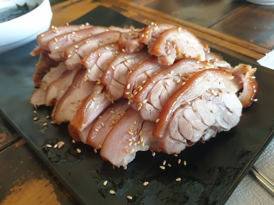 ファングムオン足豚