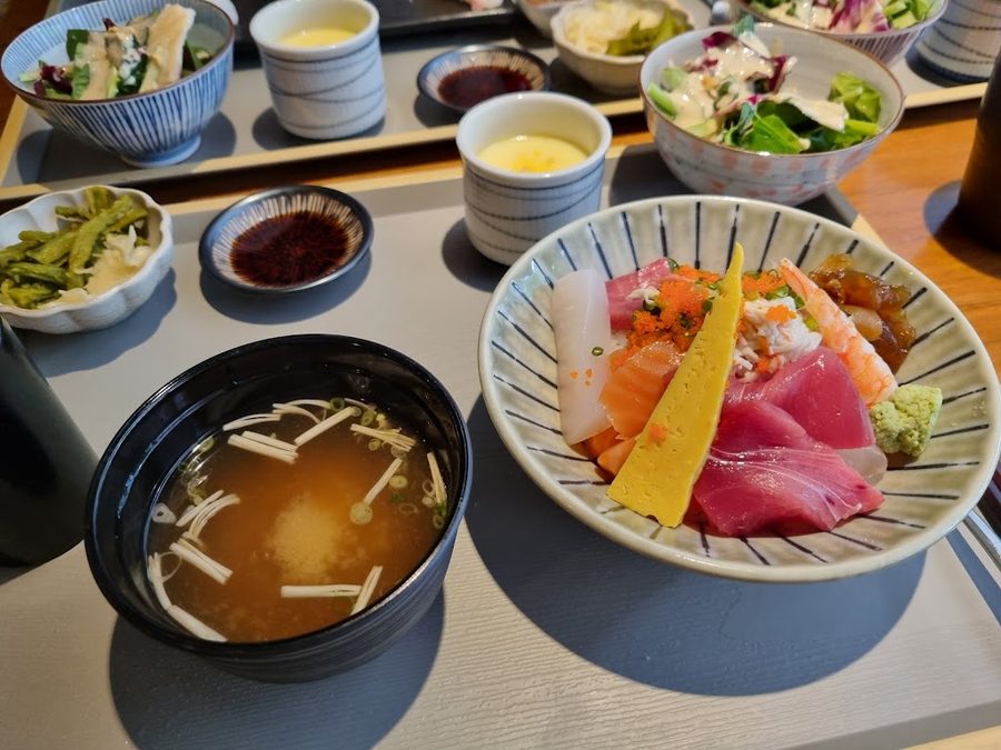 玉寿司(ぎょくずし)