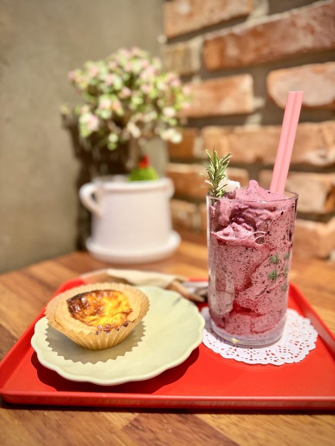 カフェモムルダ 三山店