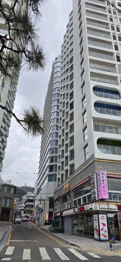 Wood House Hotel