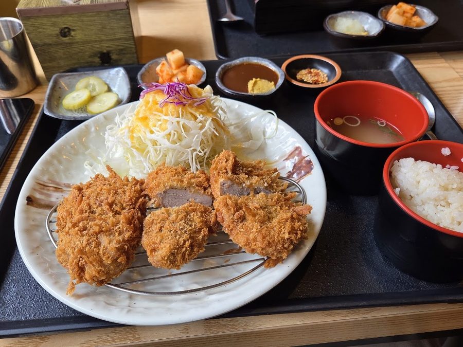 하루 돈까스