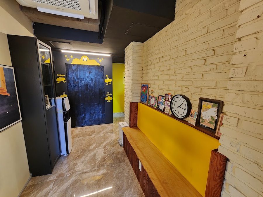 DeepThinker Escape Room