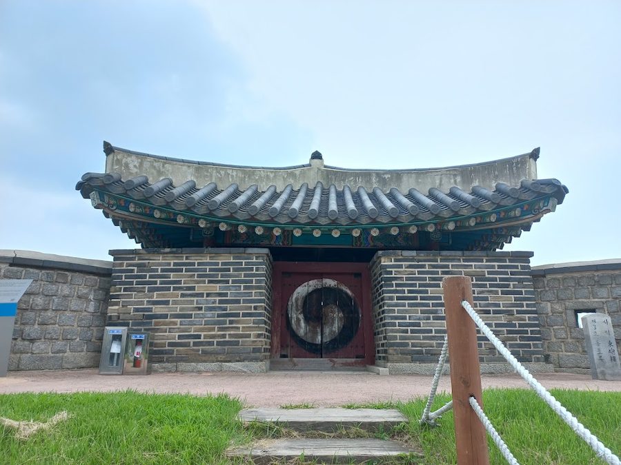 동포루