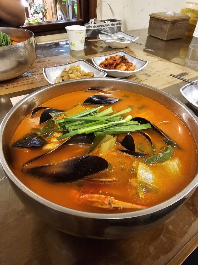 Sinchon Eolkeuni Kalguksu Daeryu Branch
