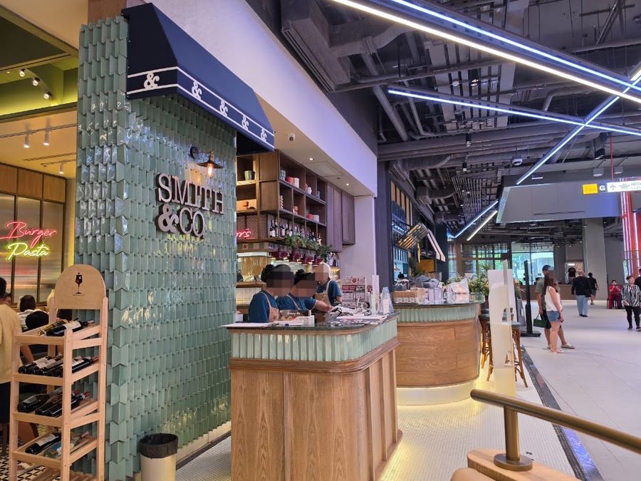 Smith & Co. (One Bangkok)