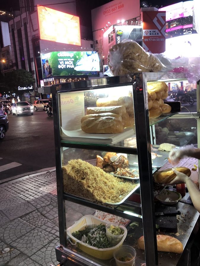Bánh Mì Oanh