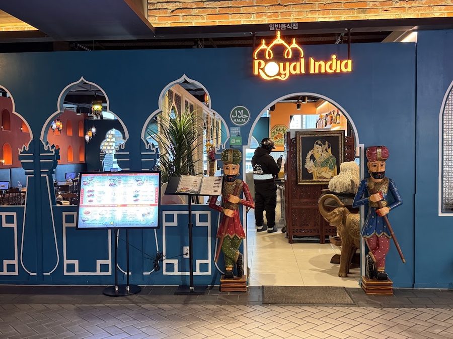 ROYAL INDIA SEOMYEON (Indian +Nepali & Halal Cuisine)