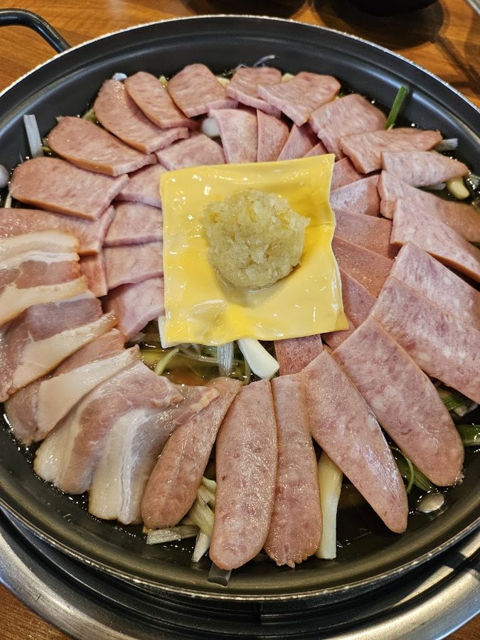 Deohago Budae Jjigae Sujeong Station Branch