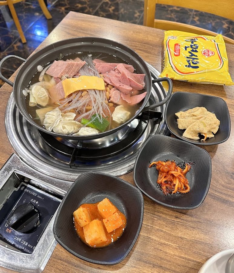 반카부대찌개