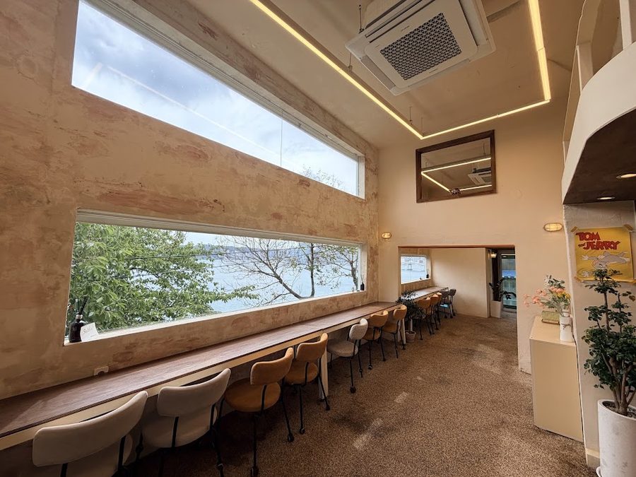 Cafe MAIN
