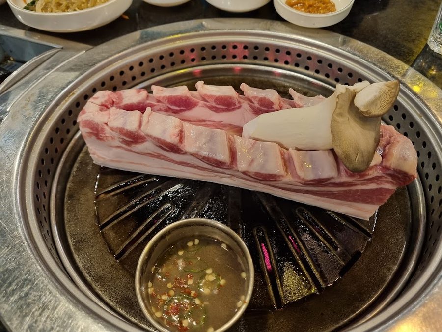 Saebyeok Sutbul Garden Busan Branch