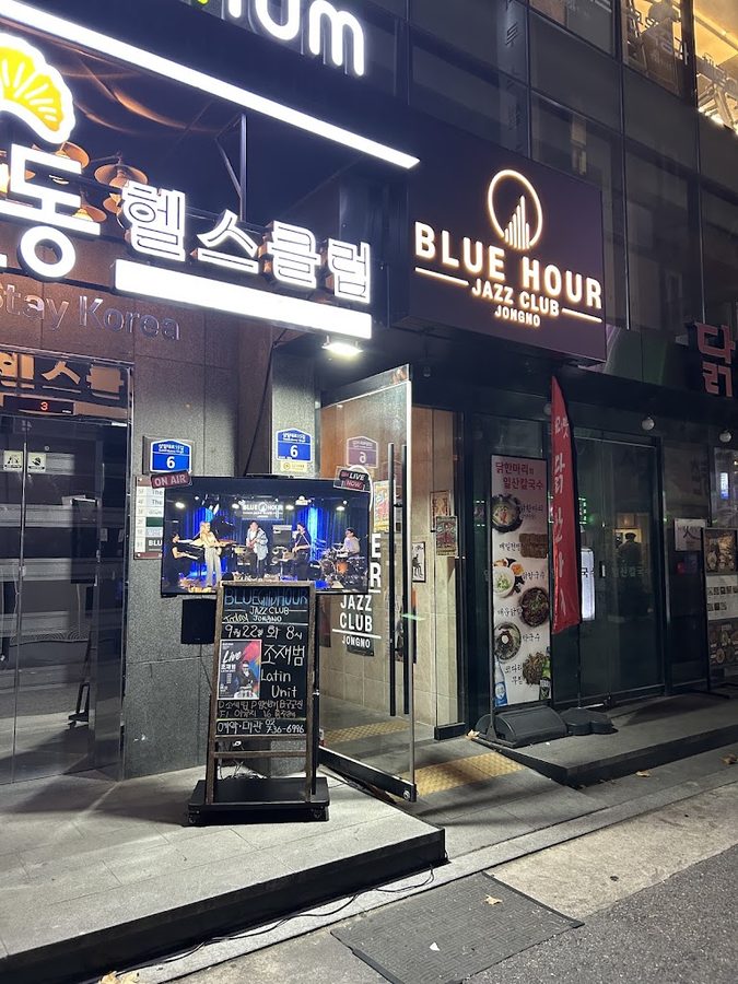 Blue Hour Jazz Club
