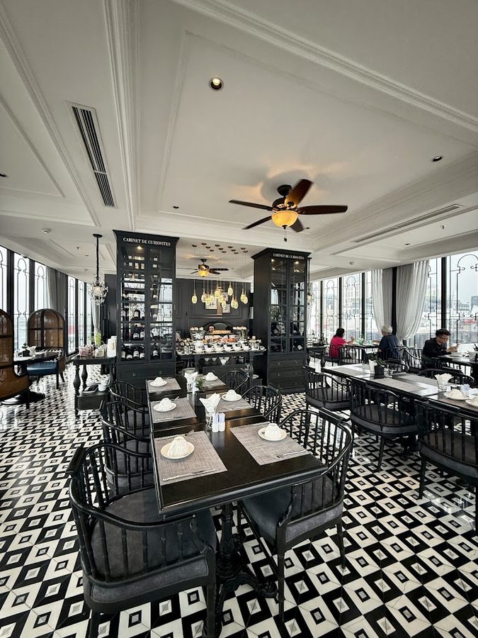 Cloud Nine Restaurant Hanoi