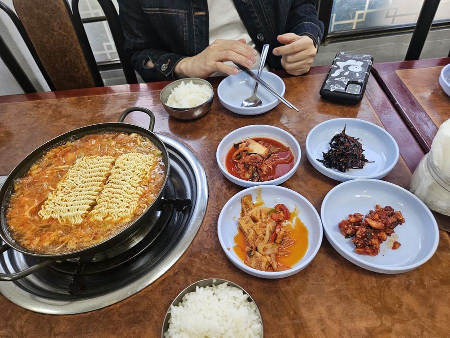 찐짜 솥뚜껑 삼겹살 갈비