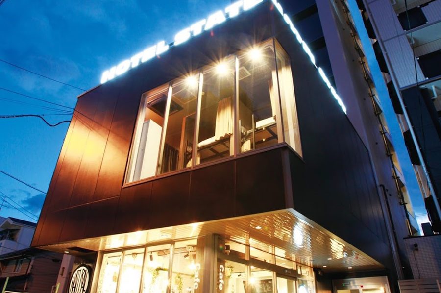 Mad Cat Hostel Osaka & Bar