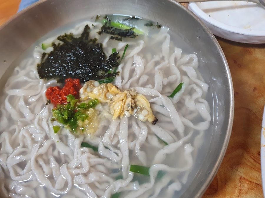 와촌손칼국시