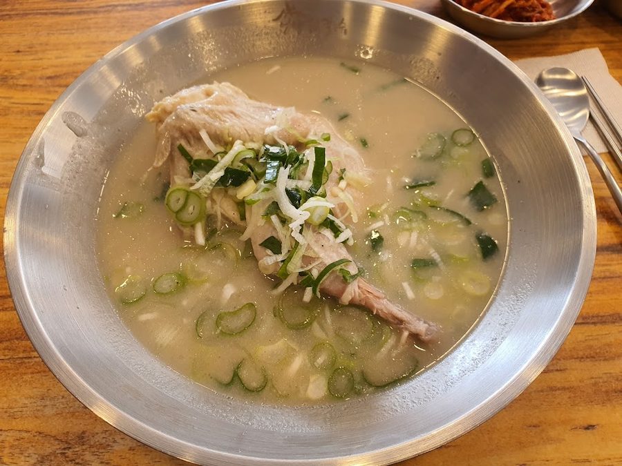 Eonyang Dak Kalguksu Gyeongju Branch