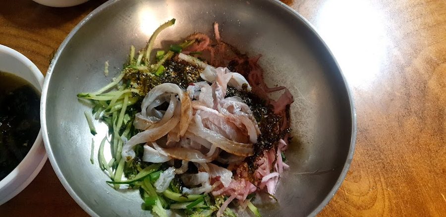 억수로자연산횟집