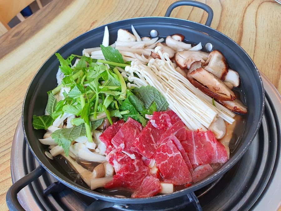 李貞食堂