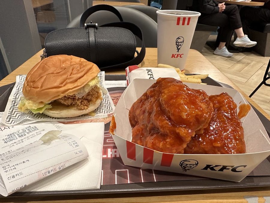 KFC Sinsa Station