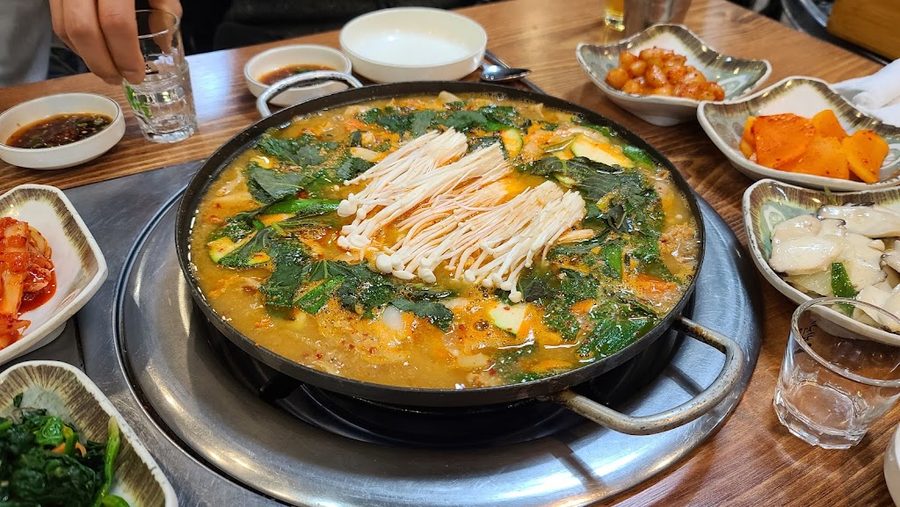 논두렁황소곱창 방이본점