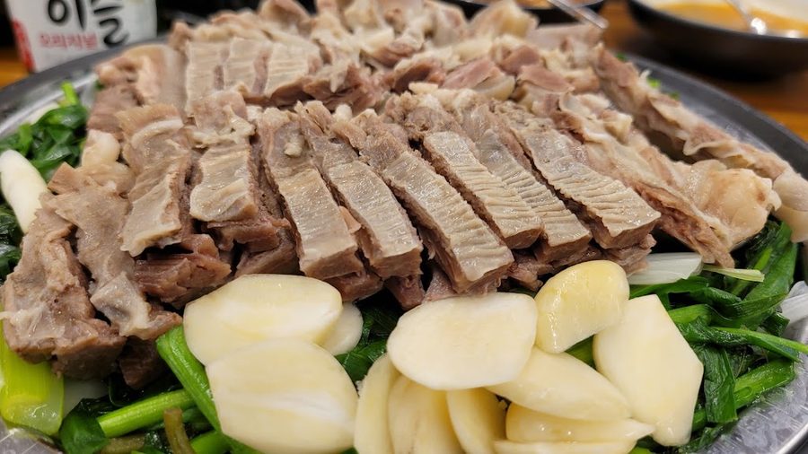 Geumgangsan Gamjatang Gil-dong Branch