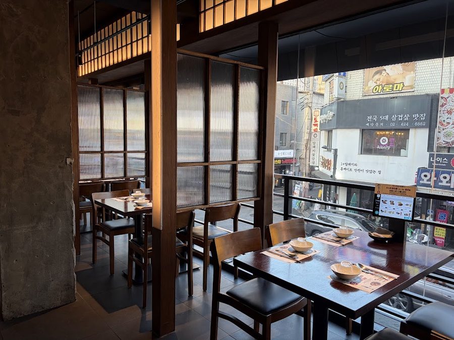 サンカイ パンイ店