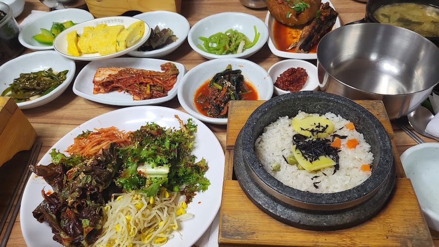青山石鍋飯 鹽州店