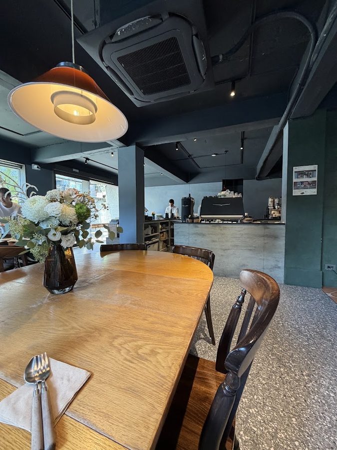 Out Of Office Coffee Roastery 不在辦公室 金華店